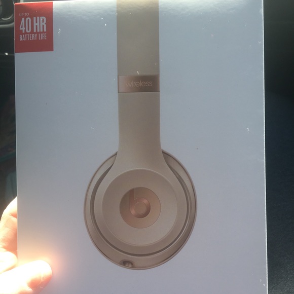 Beat by Dr Solo3 BRAND NEW - Picture 2 of 7